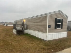 Building Photo - 25 Celia Dr