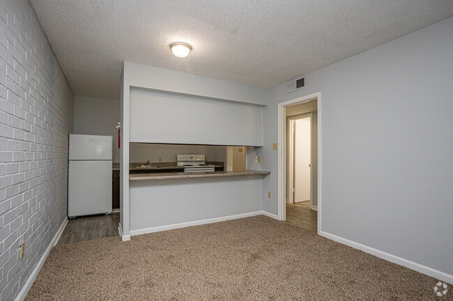 1BR, 1BA - 541SF - The Palms Apartments