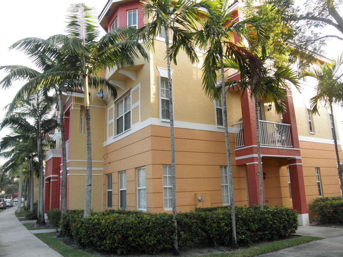 Primary Photo - Shoma Townhomes