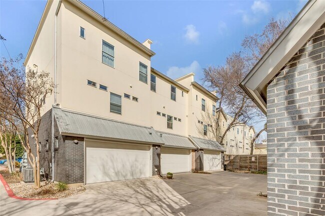 Foto del edificio - 1205 Kinney Ave