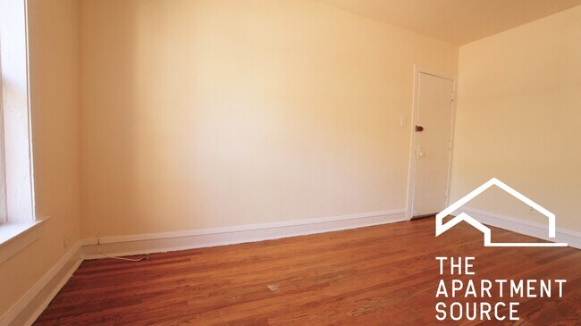Building Photo - 3308 W Schubert Ave