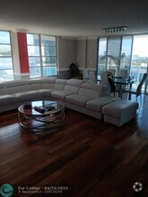 Building Photo - 3800 S Ocean Dr