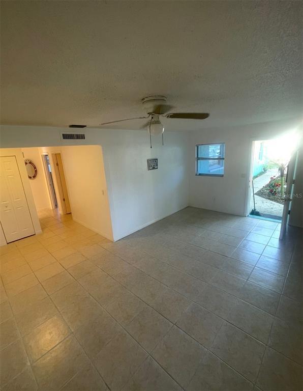 Foto del edificio - 3004 Oaklawn Ave