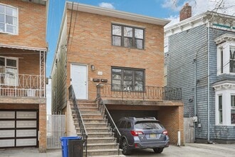 Building Photo - 342 Ogden Ave.