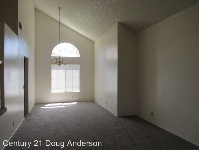 Building Photo - 4 br, 2.5 bath House - ***37908 WESLEY COURT
