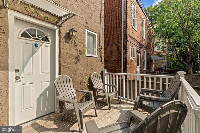 Foto del edificio - 4928 Florence Ave