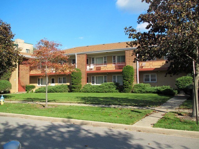 Primary Photo - 33 N Clifton Ave