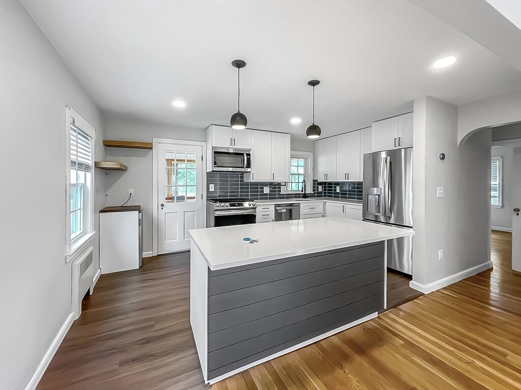 Foto principal - 41 Burrwood Rd