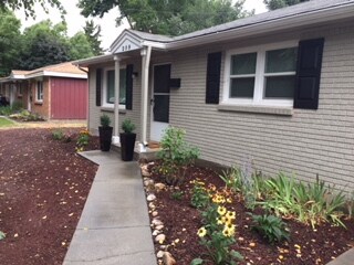 Foto principal - 209 S Straughan Ave
