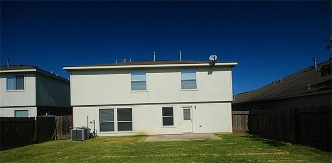 Building Photo - 10439 Falling Rapids Ct
