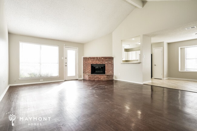 Foto del edificio - 827 Bentle Ct