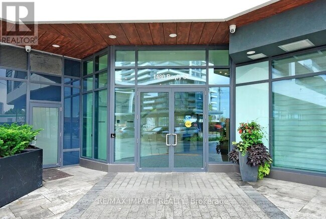Photo du bâtiment - 1480-1480 Bayly St