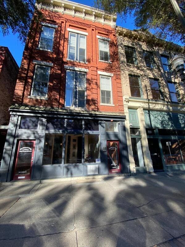 Primary Photo - 204 W Broad St