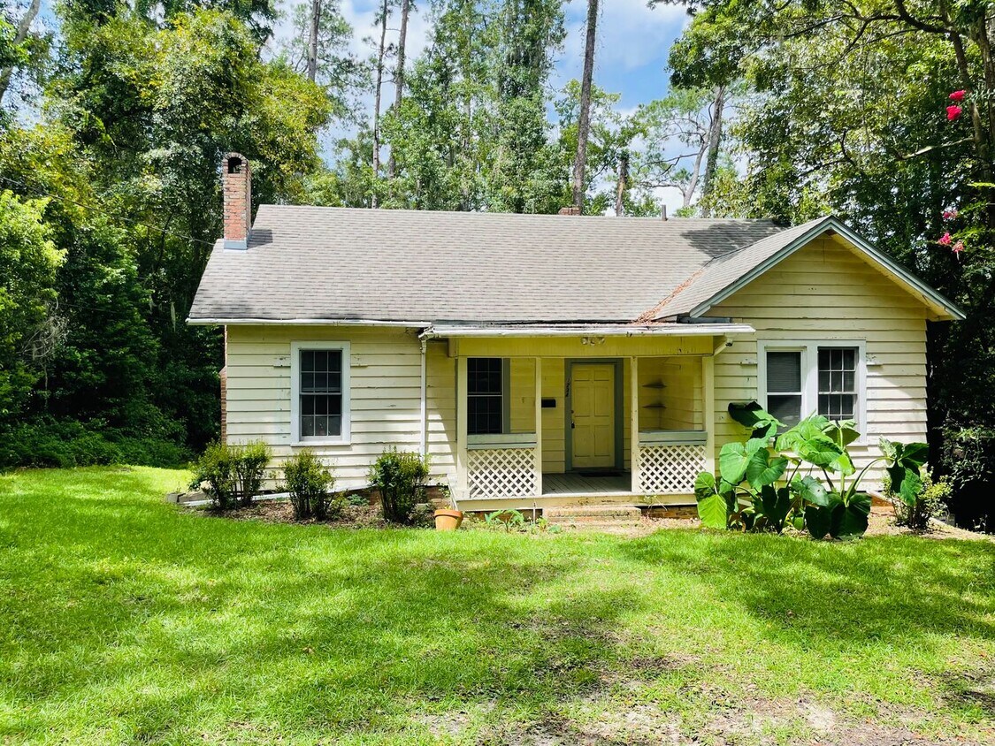 1234 Alachua Ave, Tallahassee, FL 32308 House Rental in Tallahassee