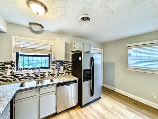 Building Photo - 3990 Arbor Pl Ln
