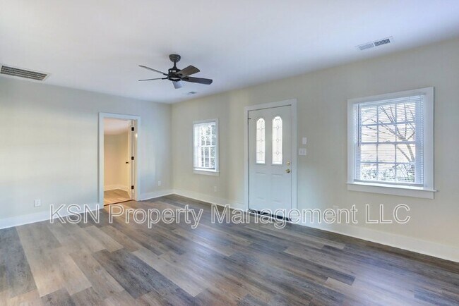 Foto del edificio - 543 E Harris St