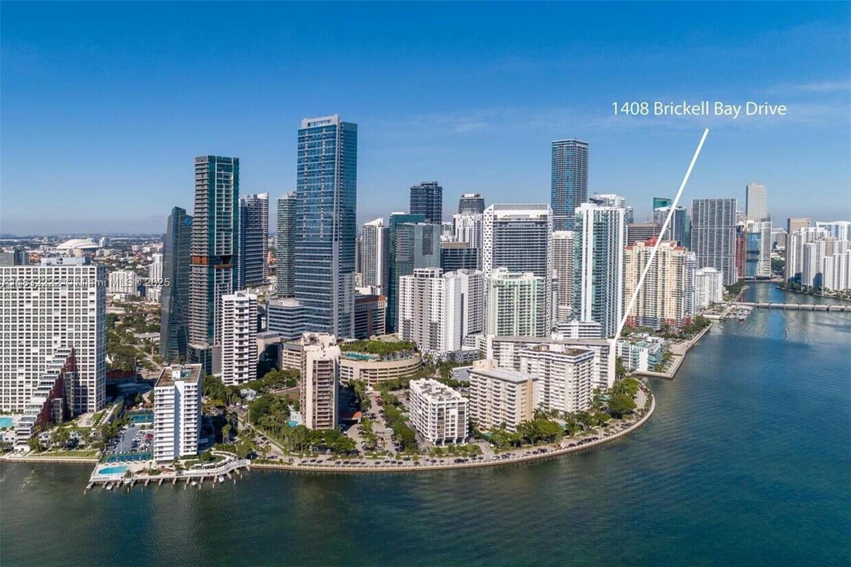 Primary Photo - 1408 Brickell Bay Dr