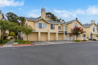 Building Photo - 1202 Devonwood