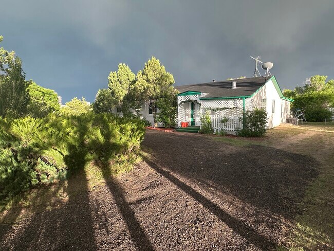 Photo - 15015 US-24 House