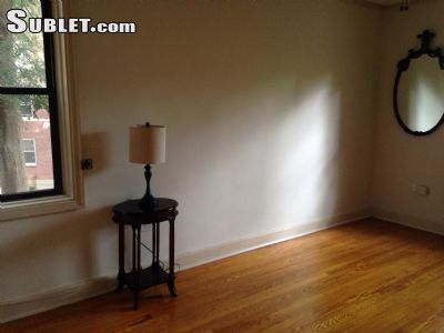 Foto del edificio - 422 Larchmont Acres