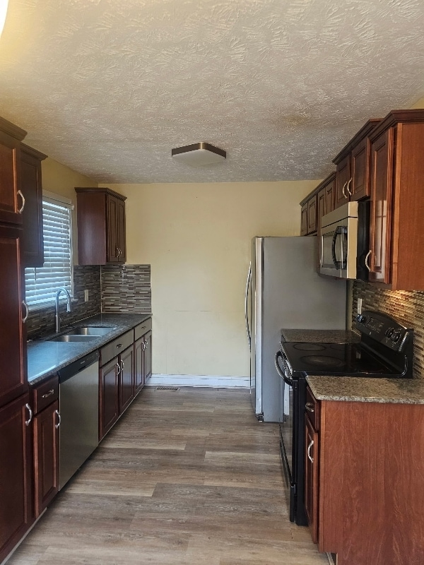 Foto del edificio - 1594 Menola Ct