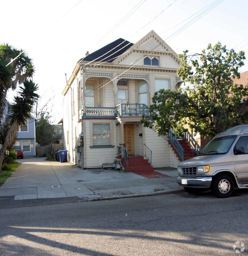 Building Photo - 540 Pacific Ave