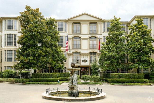 The Left Bank River Oaks - The Left Bank Apartments