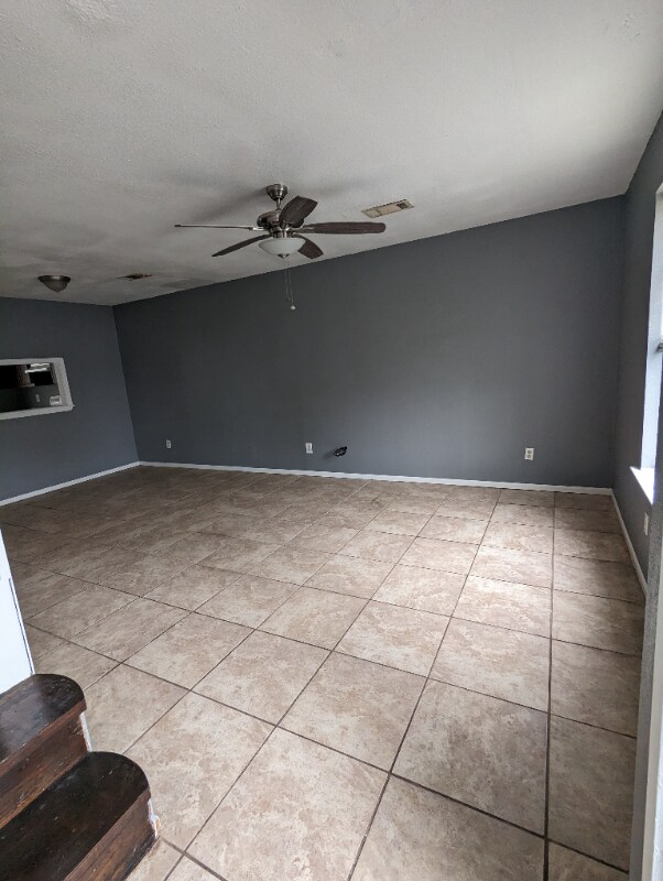 Foto del edificio - 1919 N Magnolia St