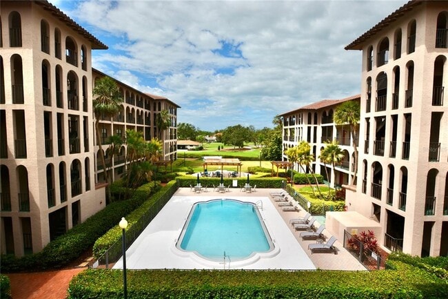 Building Photo - 6150 Gulfport Blvd S