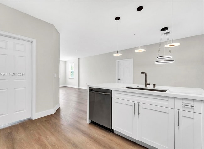 Foto del edificio - 4602 SW 160th Ave