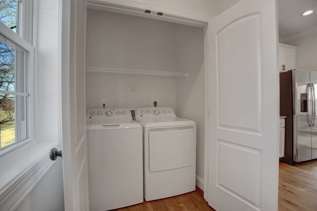 Foto del edificio - 981 Old Elizabethtown Rd