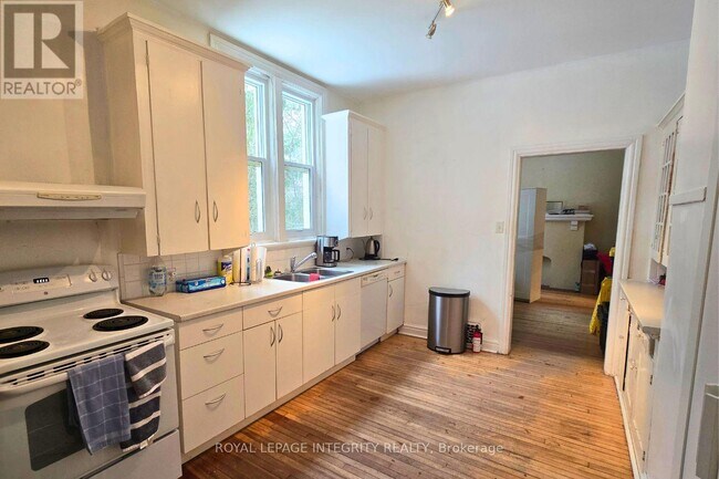 Photo du bâtiment - 297 Crichton St