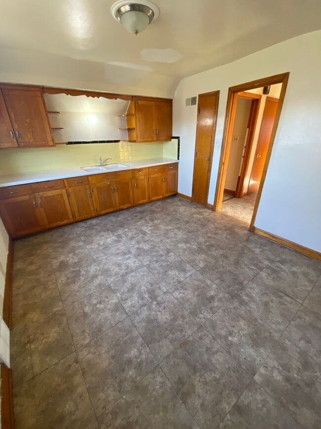 Foto del edificio - 4171 N 63rd St