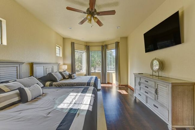 Foto del edificio - 143 Skyforest Dr