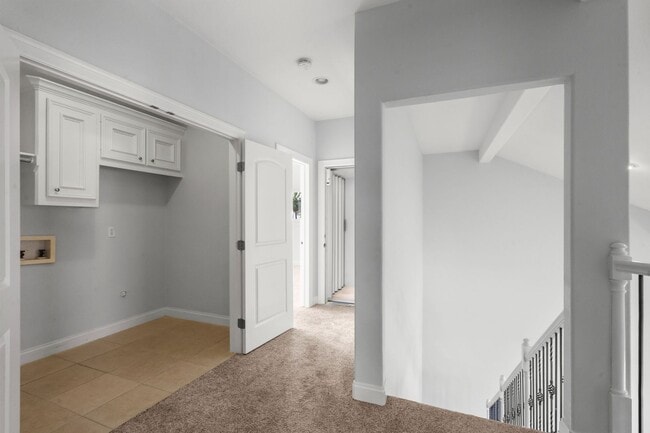 Building Photo - Waterfront Living at Its Best – For Rent on Tiki Island