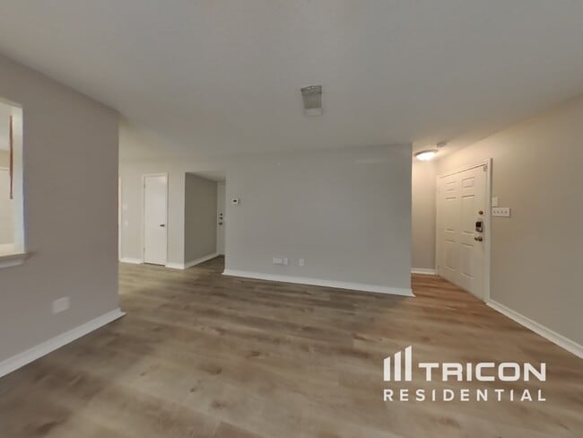 Building Photo - 10170 Paddlefish Creek