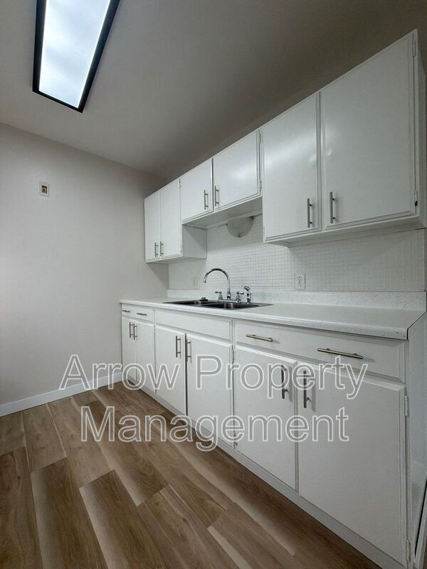 Foto del edificio - 823 N 6th St