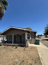 Building Photo - 435-435 1/2 Redington St