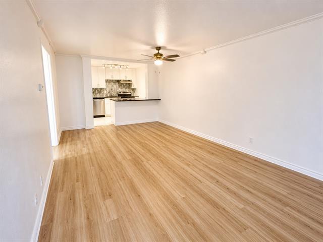 Foto del edificio - 5319 Fleetwood Oaks Ave