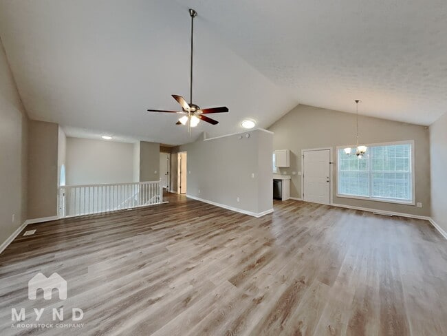 Building Photo - 120 Princeton Way