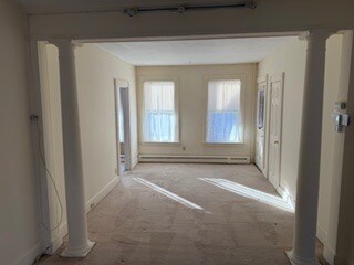 Building Photo - 453 N Main St