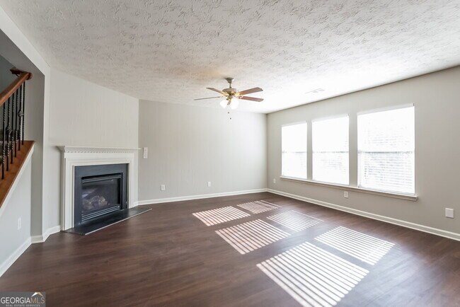 Building Photo - 15 Candy Lilly Ln