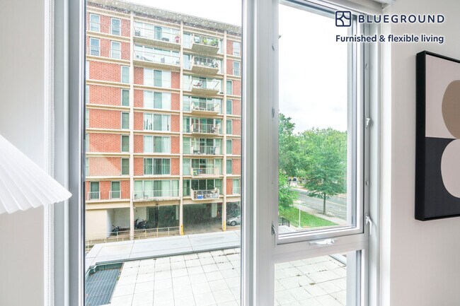 Foto del edificio - 600 4th St SW