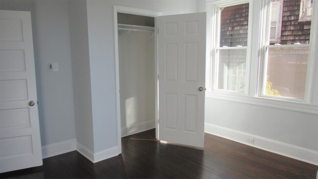 Building Photo - 2501 Taylor Ave