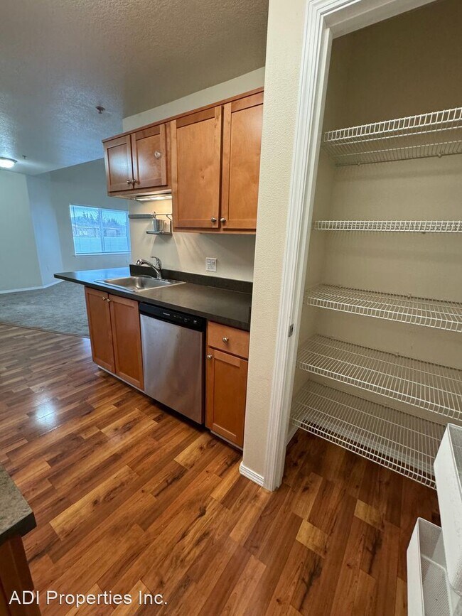 Building Photo - 1 br, 1 bath House - 15320 NW Central Dr  ...