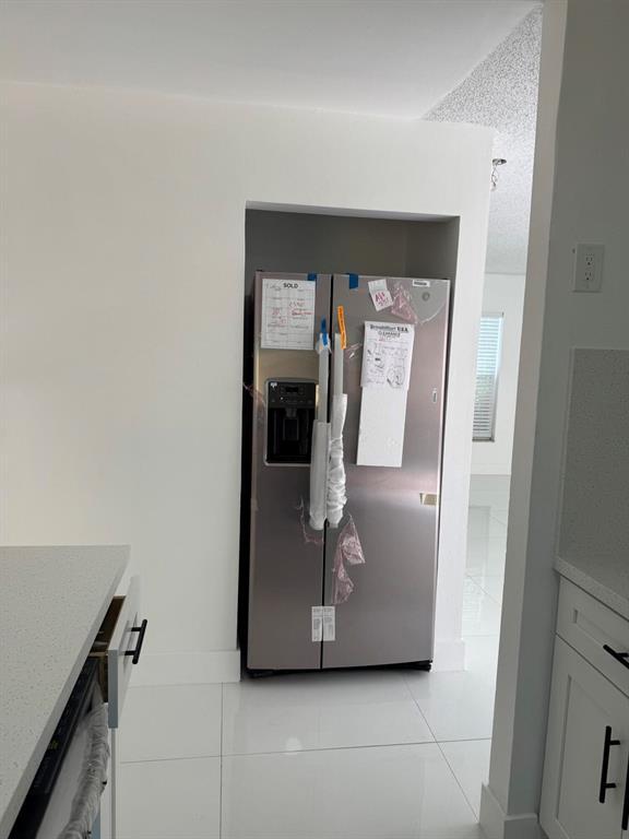 Foto del edificio - 4421 SW 72nd Ter