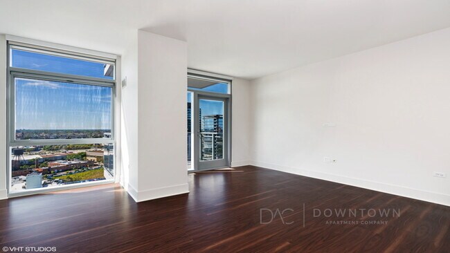 Foto del edificio - 1460 N Halsted St