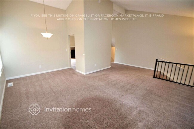 Foto del edificio - 556 Phoenix Cir