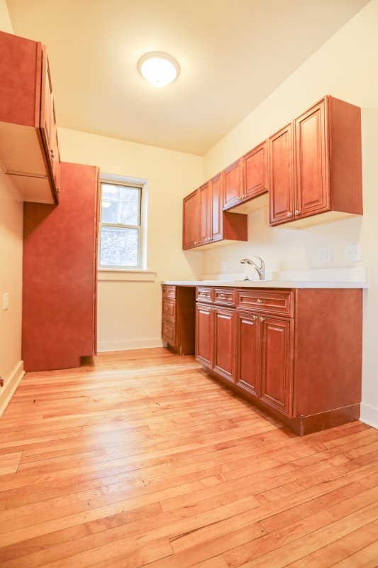 Photo - 1201 W Waveland Ave (Chicago, IL) Apartment