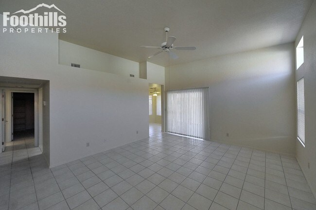 Building Photo - 6095 N Serendipity Ln